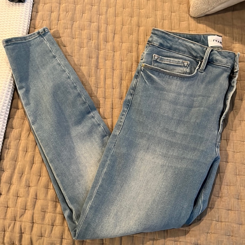 NWOT frame denim skinny jeans stretchy size 2